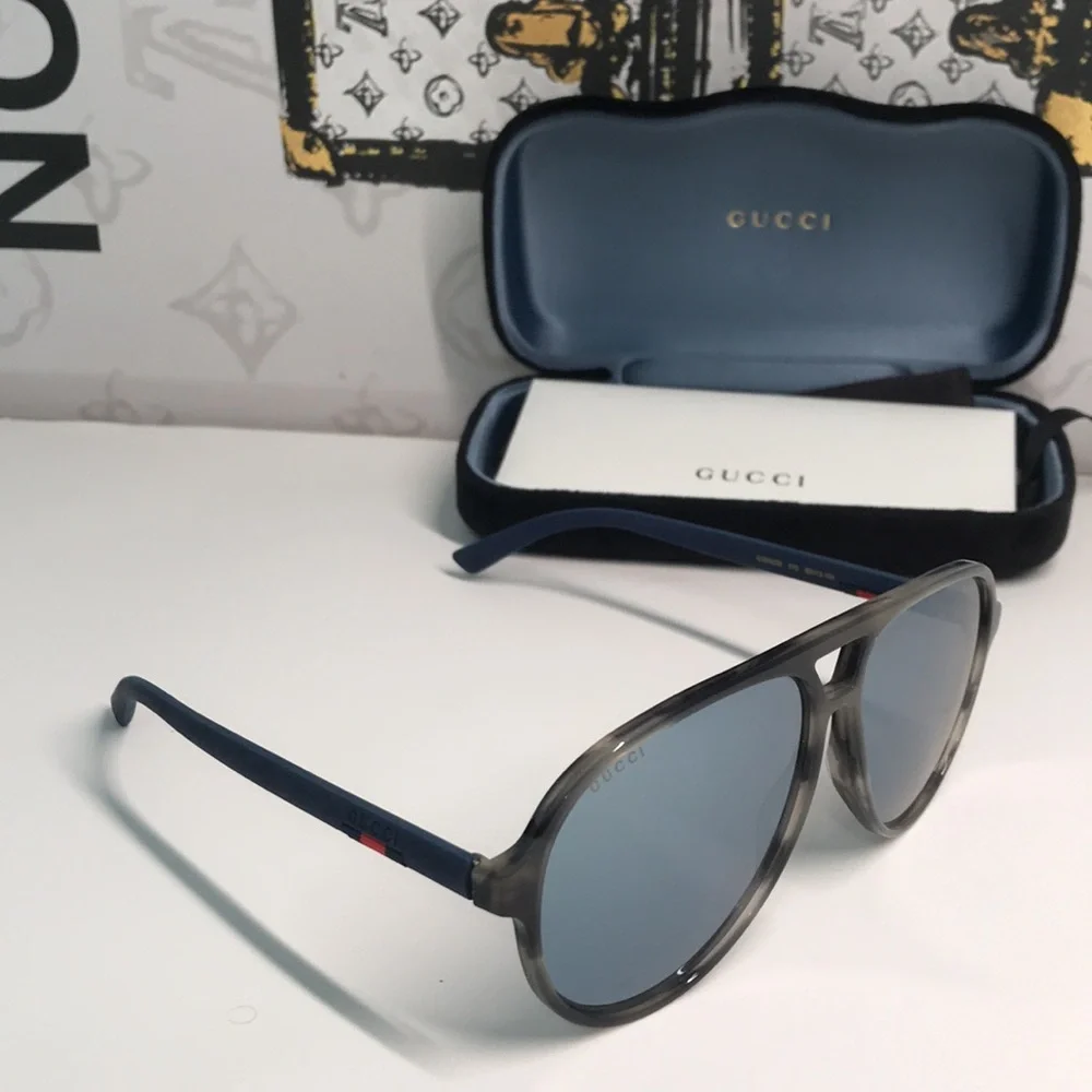 ✨ Authentic Gucci GG0423S 010 Sunglasses – Havana Blue Grey Frame ✨